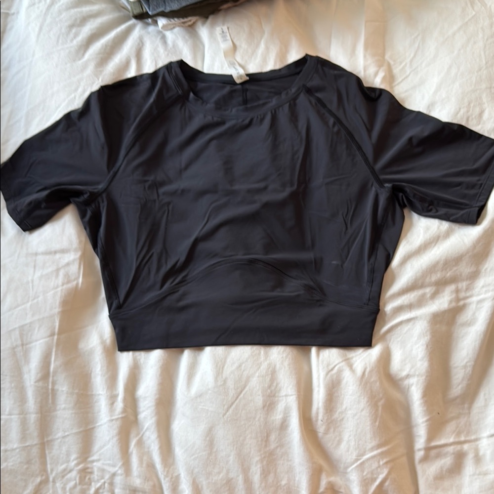 Lululemon Athletica Black Cropped Fitted Short Sleeve Tee